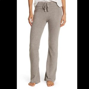 Barefoot dreams lounge pants